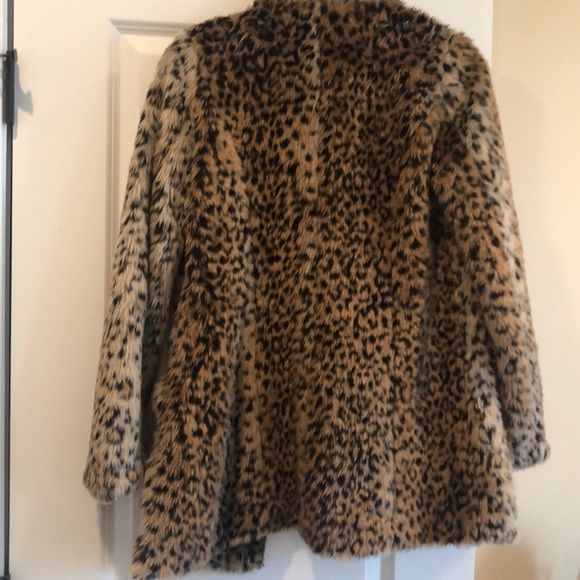 Faux Fur Leopard Coat - Picture 4 of 4